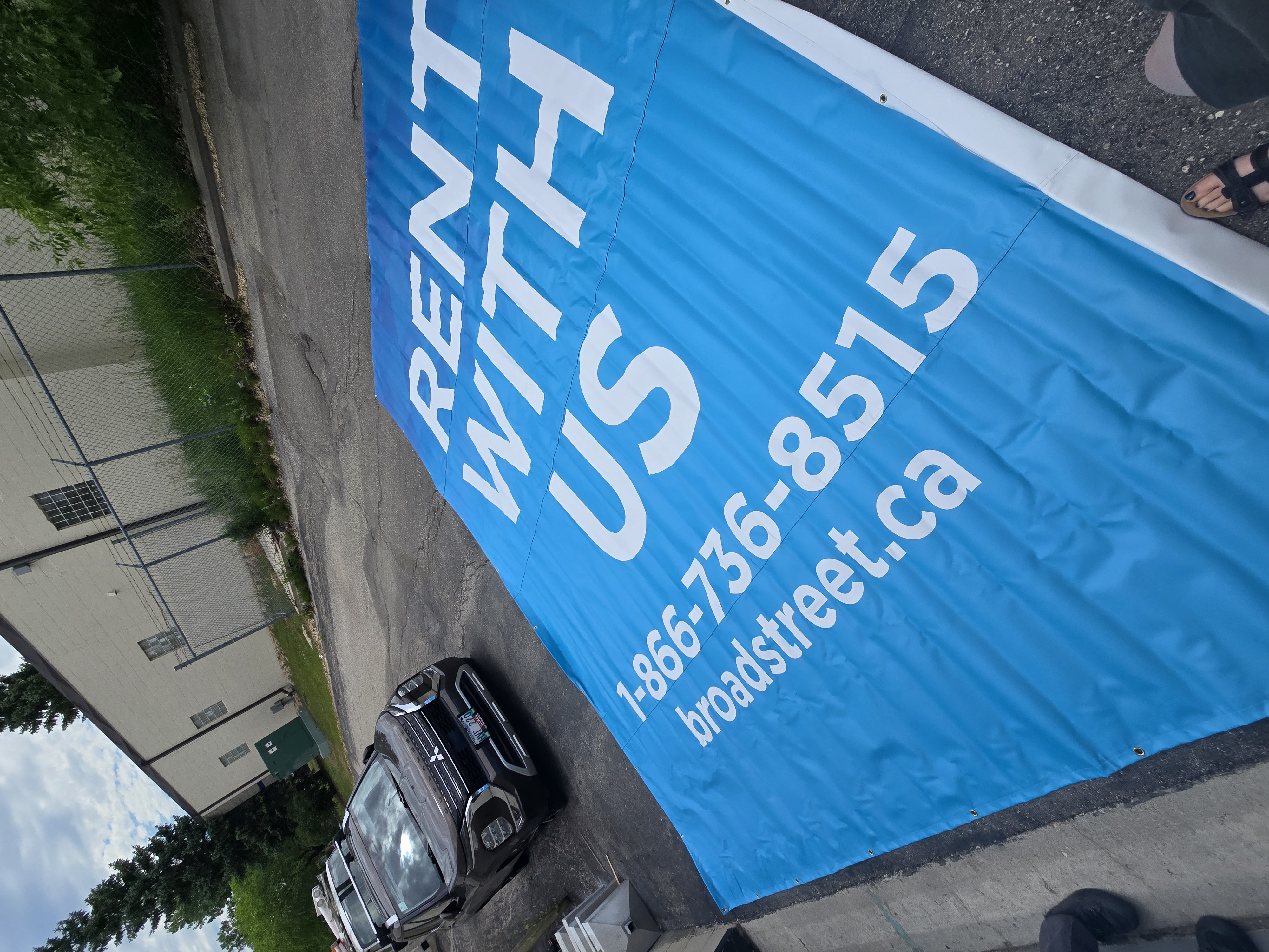 Massive Banner