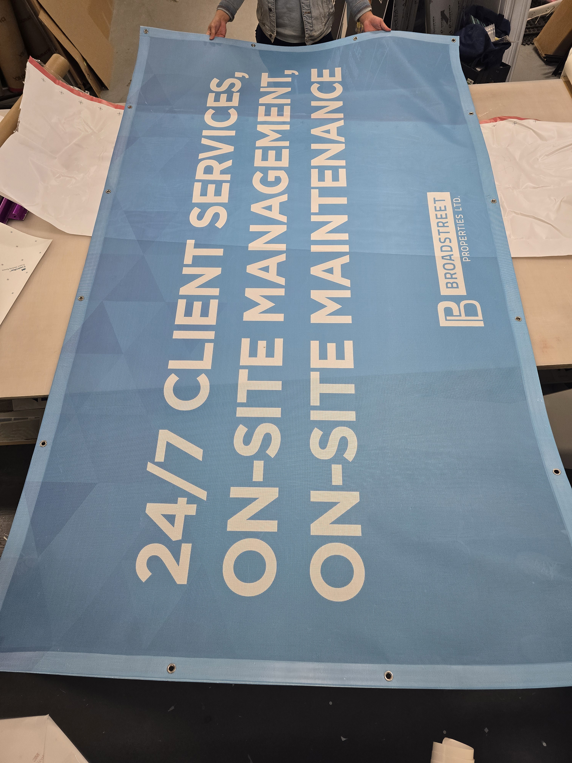Mesh Banner 02